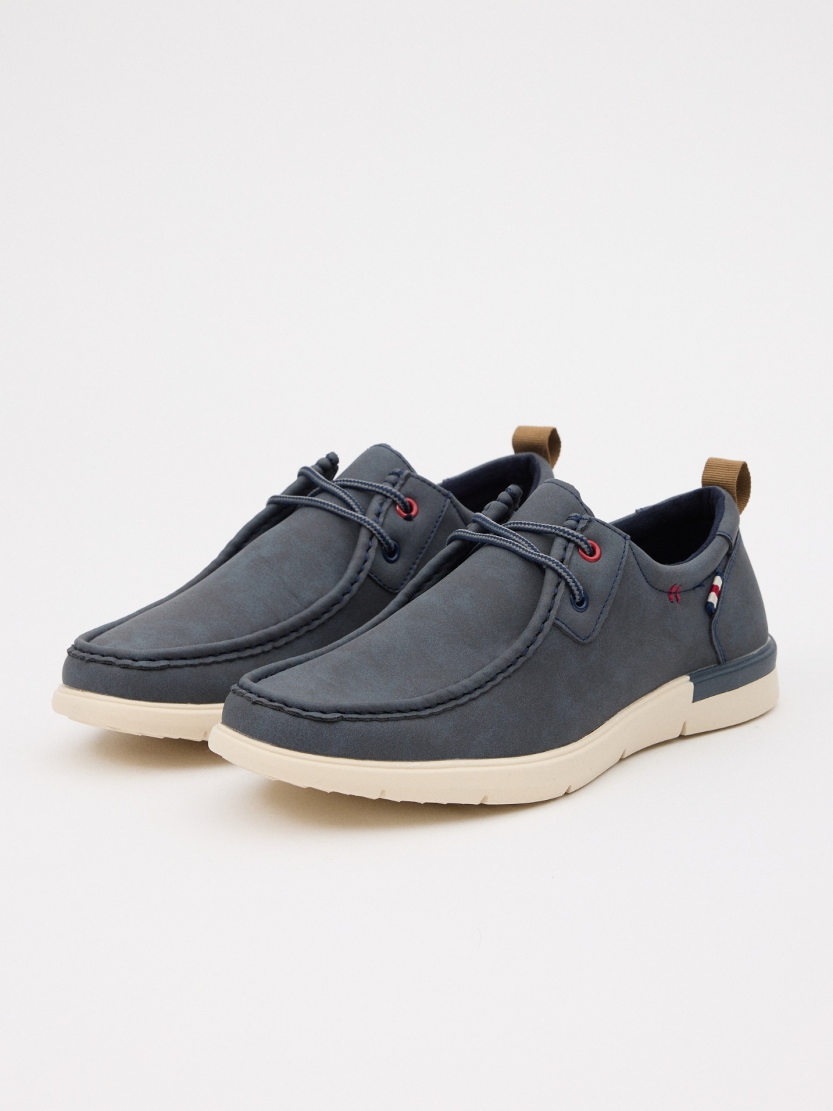 Classic wallaby lace-up shoe navy 45º front view