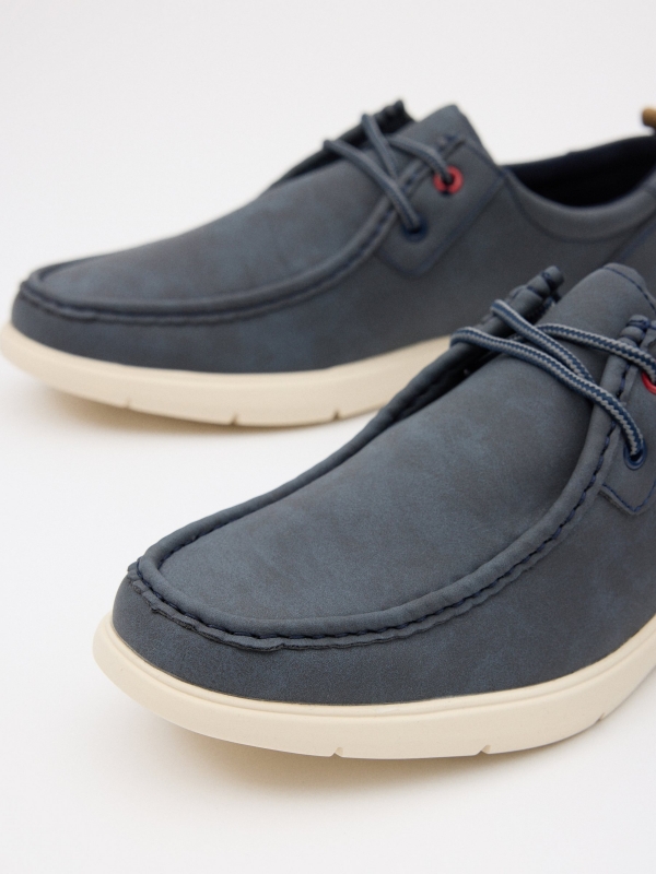 Classic wallaby lace-up shoe navy detail view