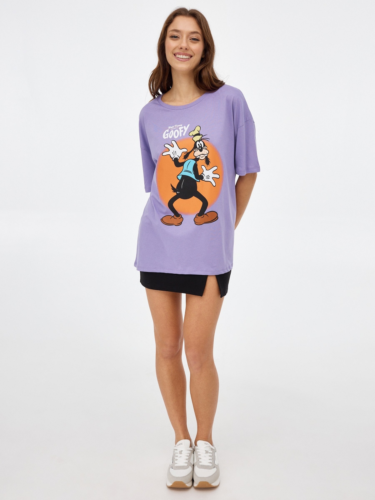 T-shirt Goofy lilás vista geral frontal