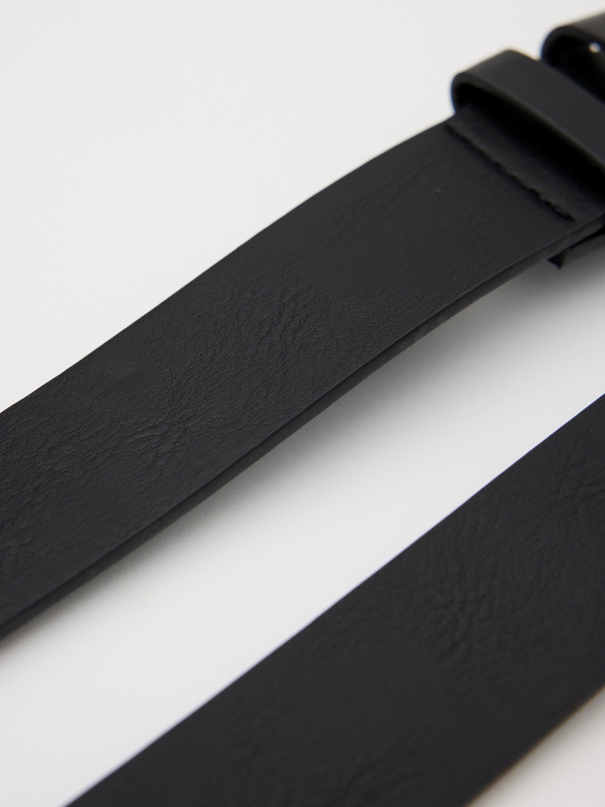 Men's black leatherette belt black detail view