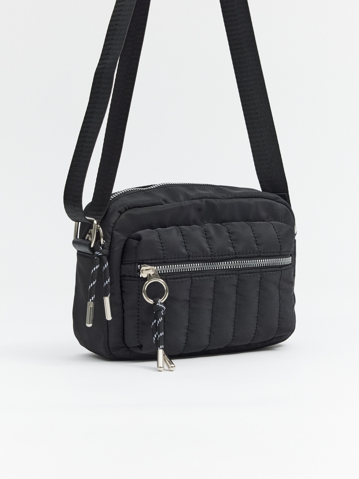 Crossbody bag pockets black 45º side view