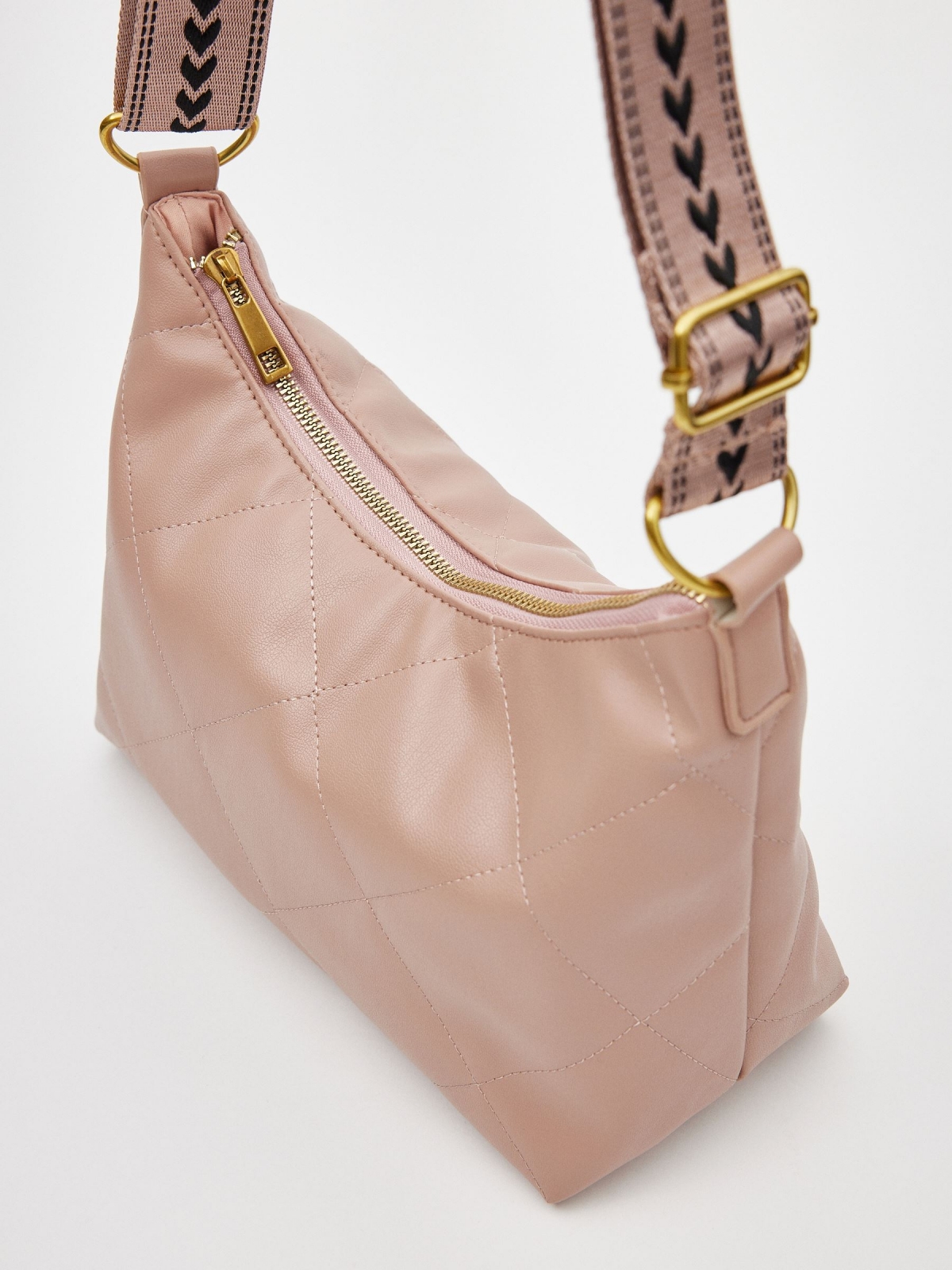 Bolsa de mão 25x17x9cm rosa nude vista detalhe