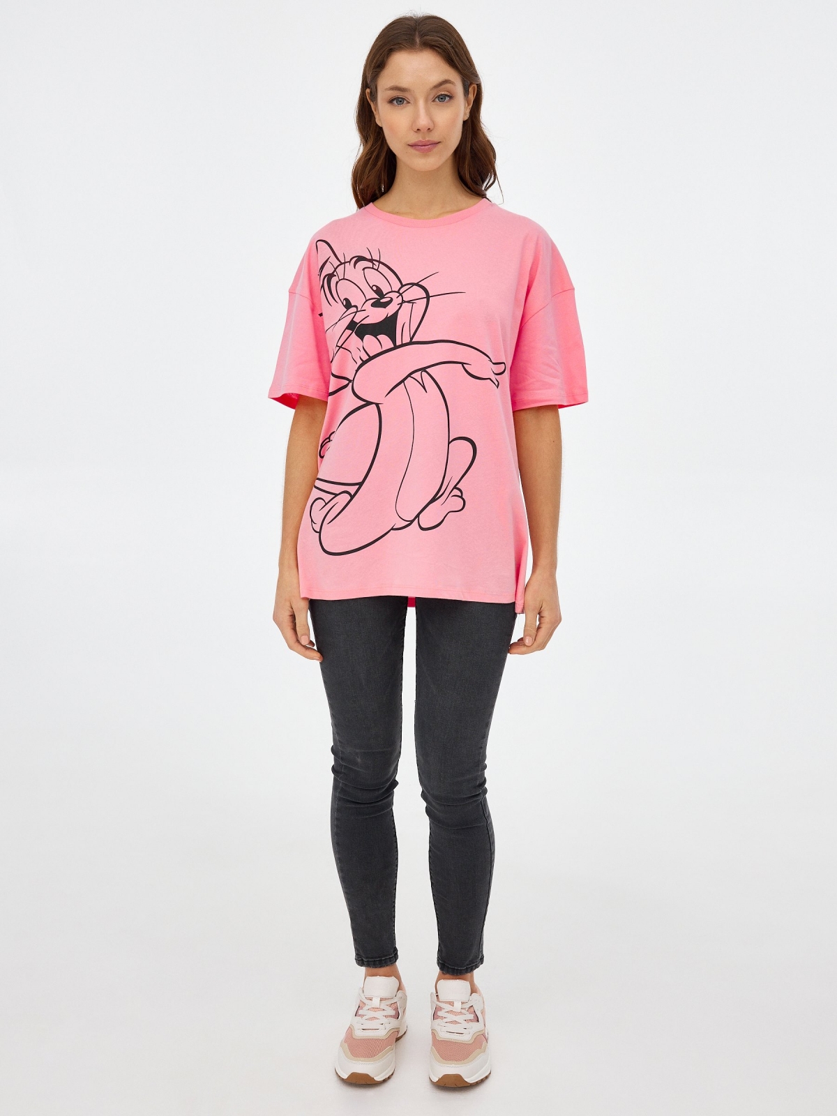T-shirt oversized Tom & Jerry rosa claro vista geral frontal
