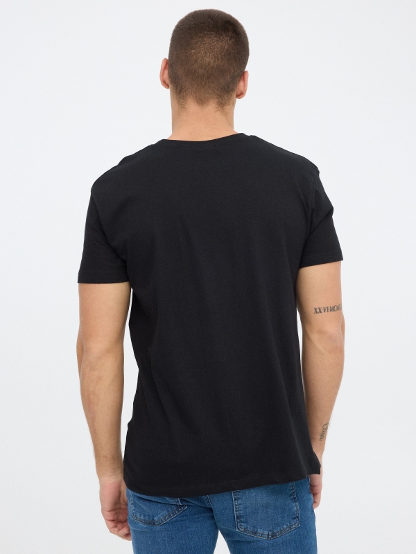 T-shirt Mickey Mouse preto vista meia traseira