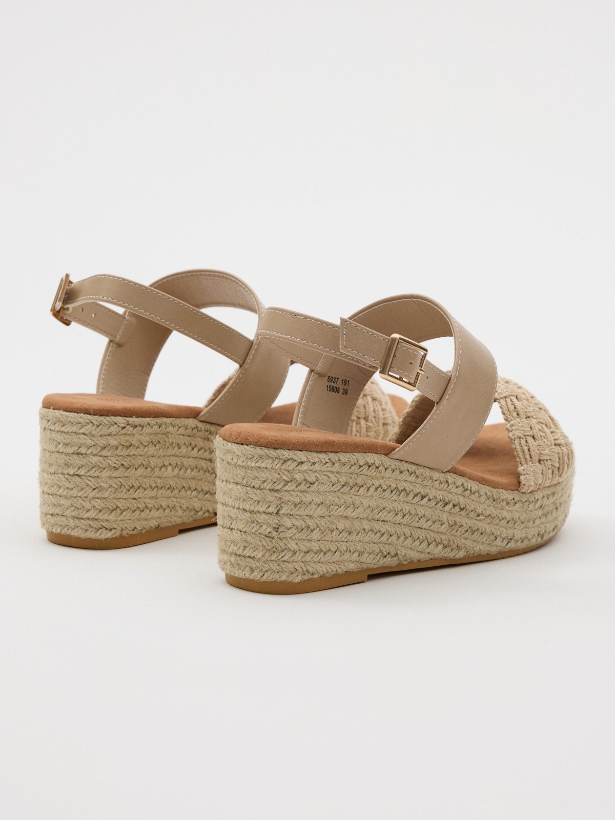 Spade wedge with natural jute sand 45º back view