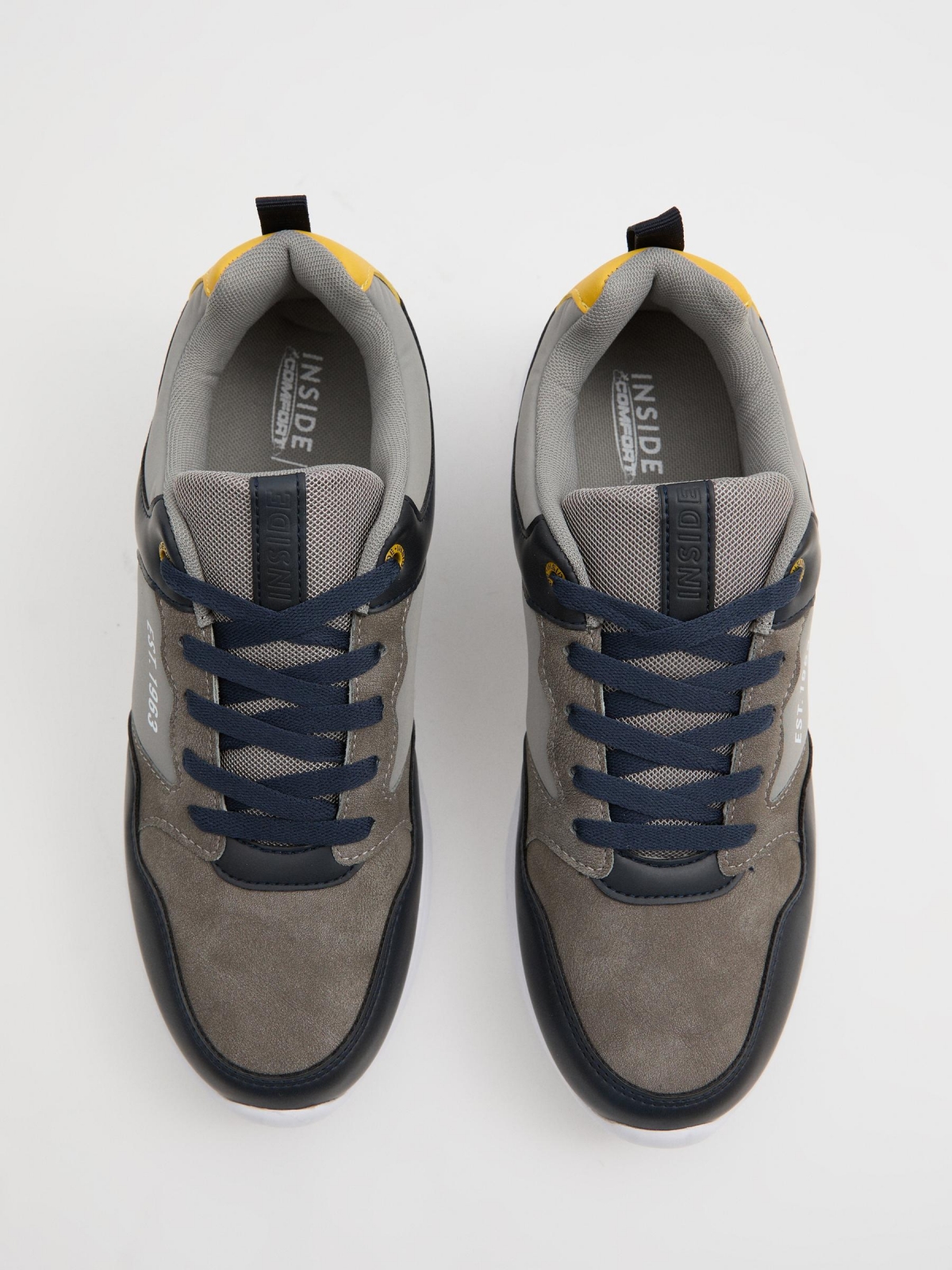 Combined casual sneaker grey zenithal view