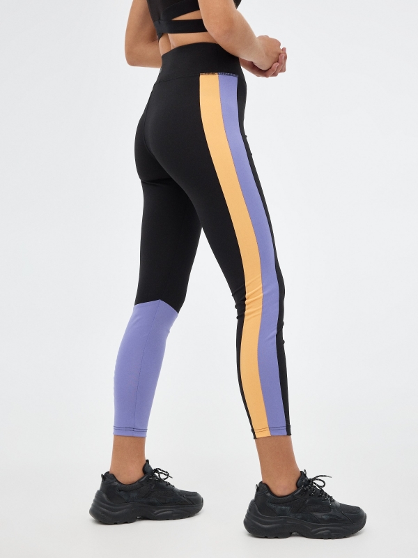 Leggings with colored details black detail view
