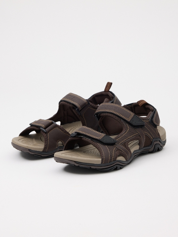 Sport crab sandal with velcro fastening dark brown 45º front view