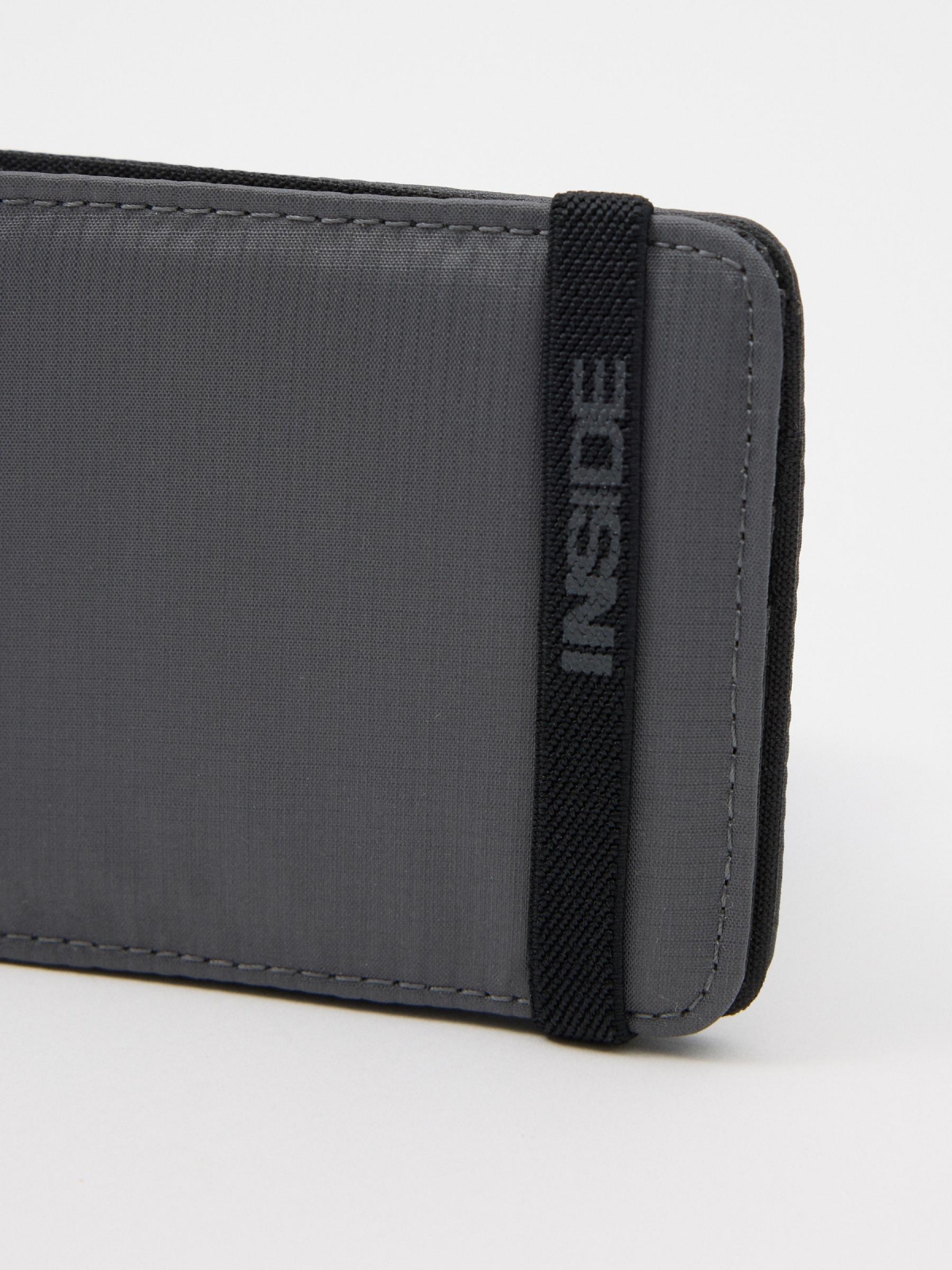 Wallet with elastic closure dark grey 45º side view