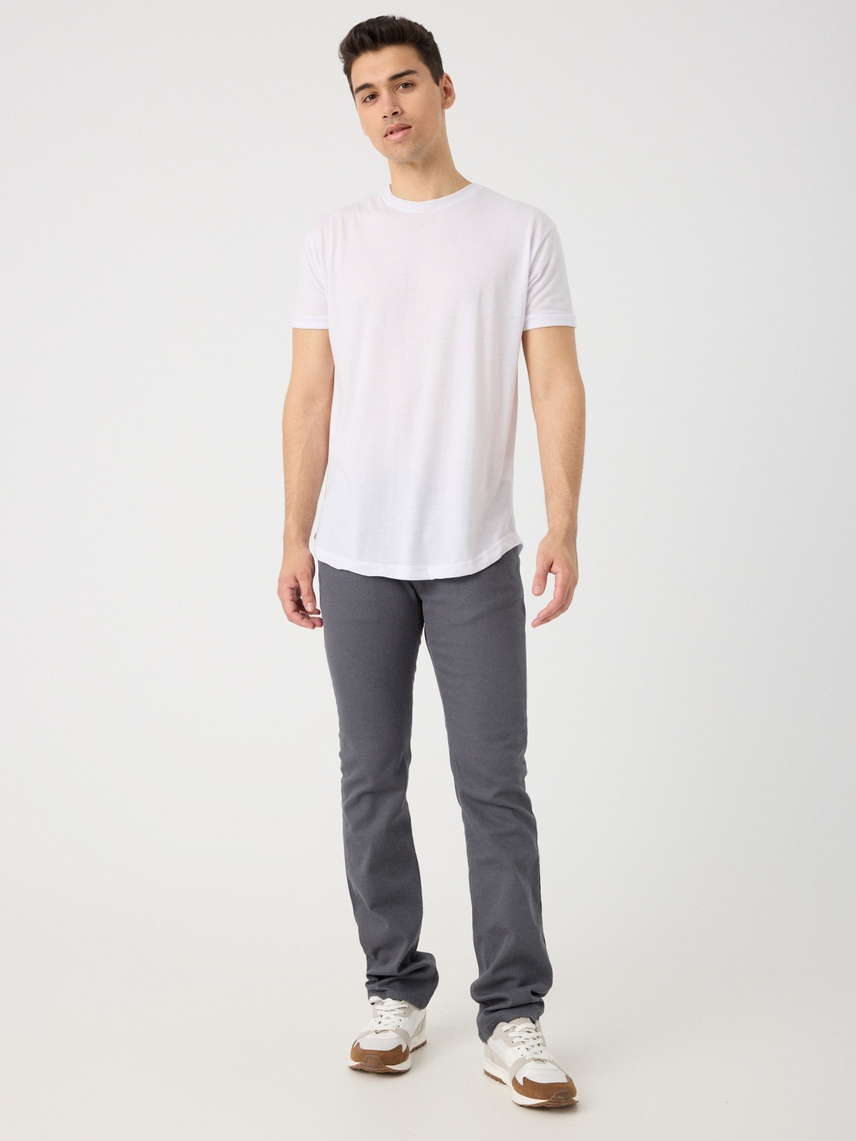 Regular five-pocket trousers grey front view