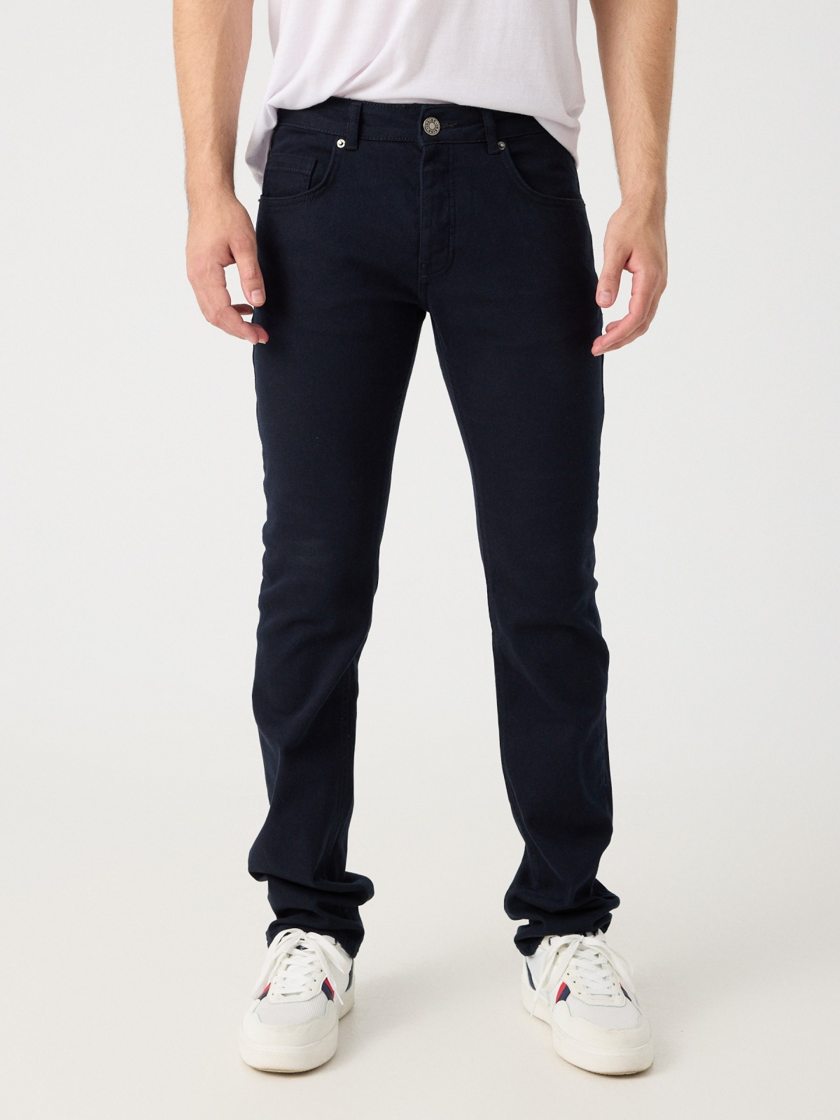Regular five-pocket trousers navy middle front view