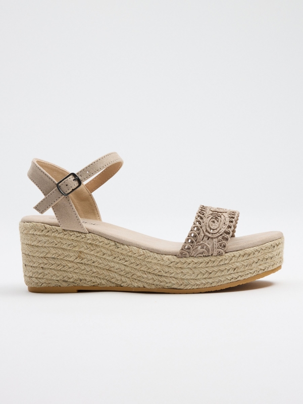 Natural embroidered jute sandal off white
