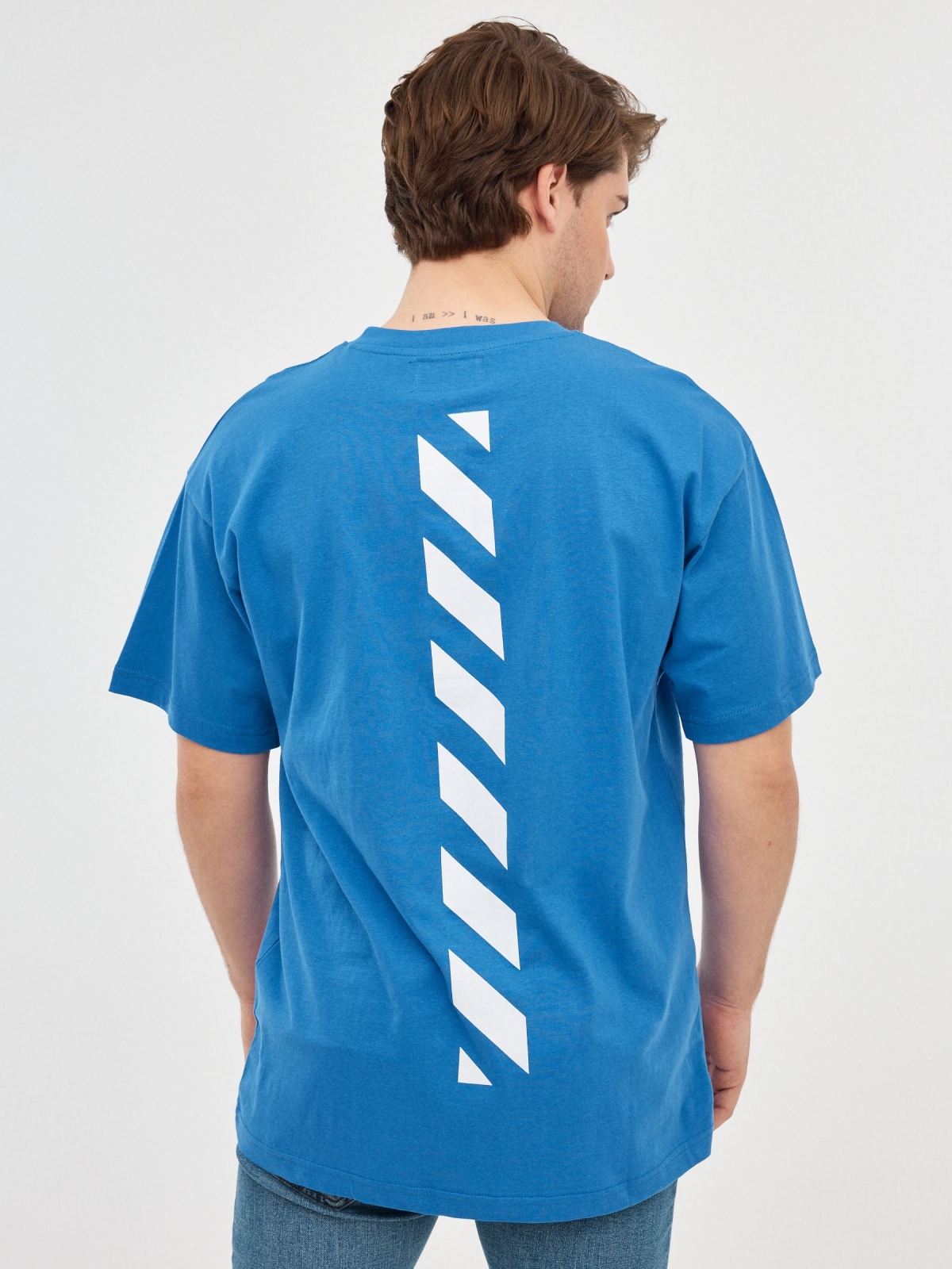 T-shirt impressão japonesa cor-de-laranja azul eléctrico vista meia traseira
