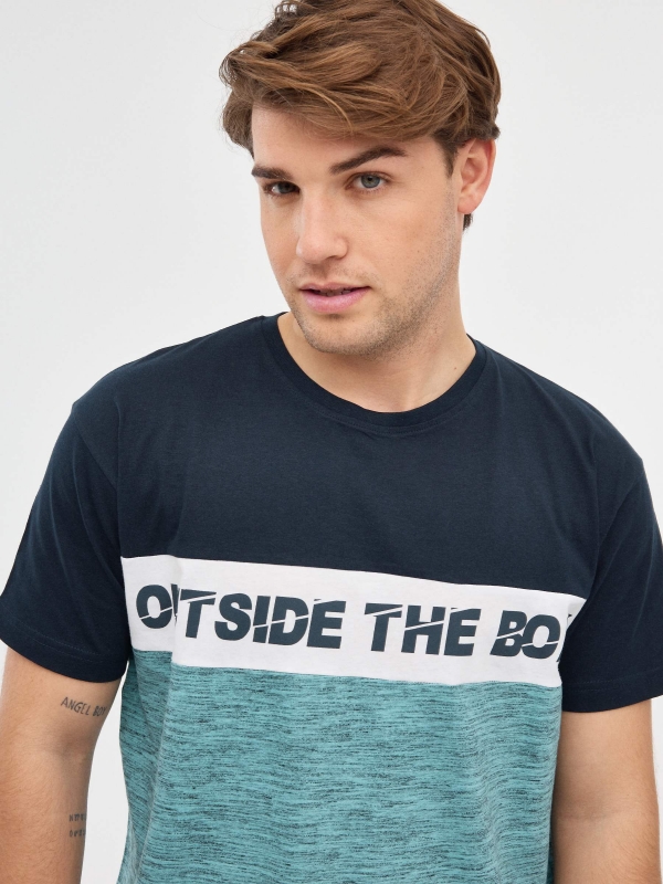T-shirt Outside azul primeiro plano