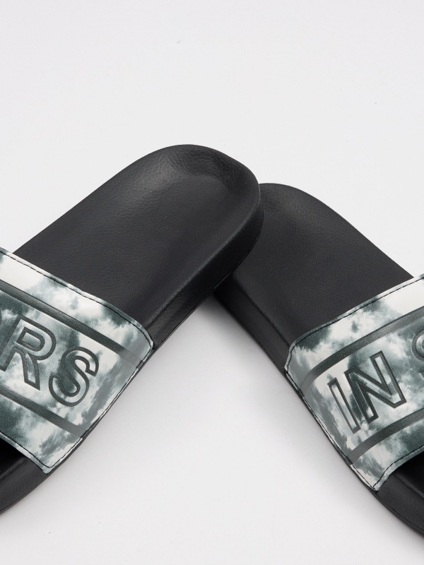 Flip flops tie&dye black detail view