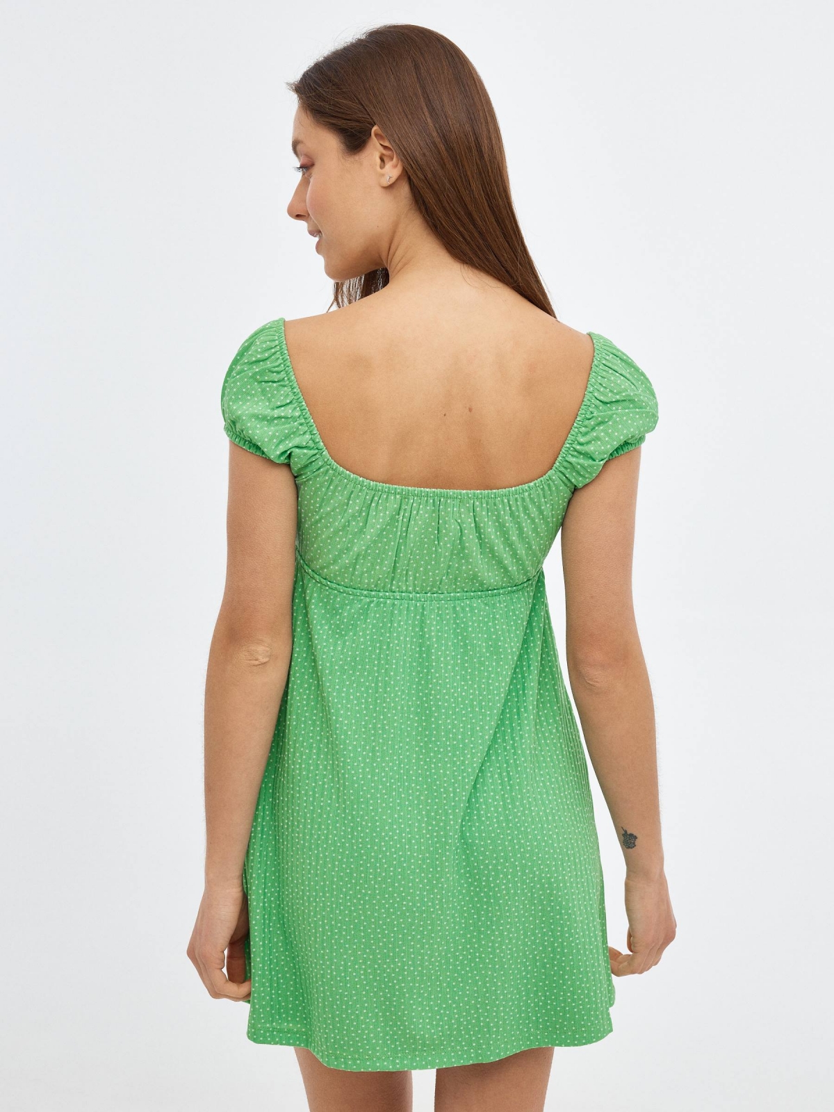 Vestido Polka dot mini print verde vista meia traseira