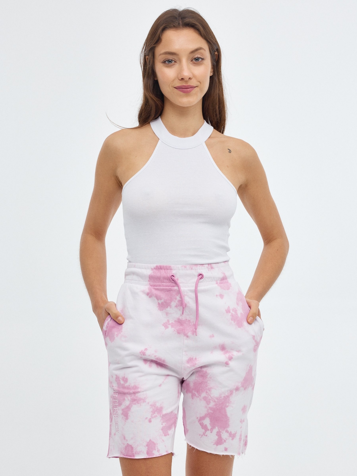 Tie&Dye bermuda shorts magenta middle front view
