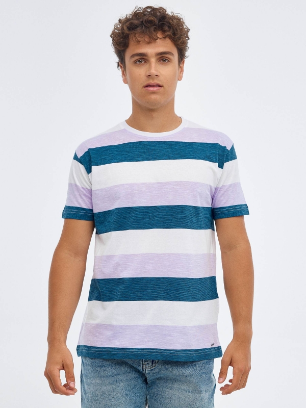 Camiseta de rayas tricolor malva vista media frontal