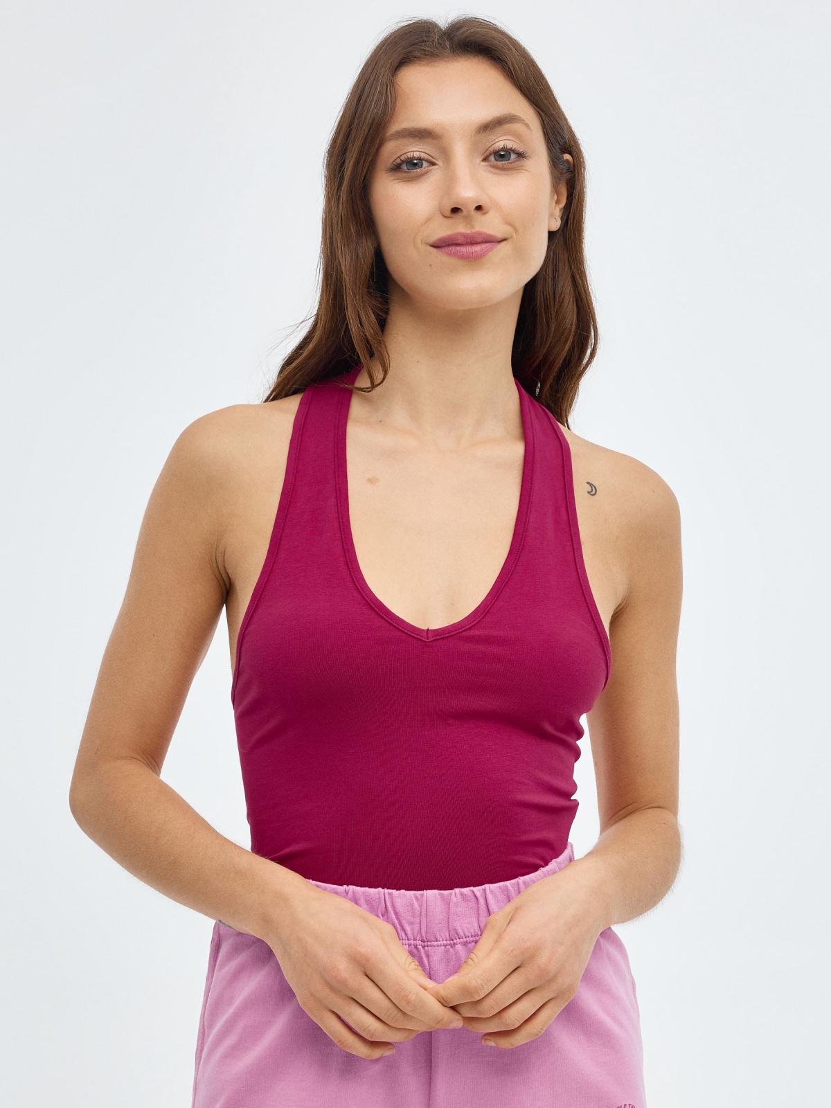 Knotted crop top garnet middle front view
