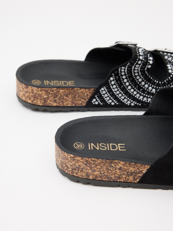 Sandalias hebillas con tachas negro vista detalle