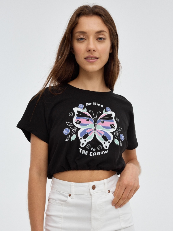 Crop T-shirt with lacing