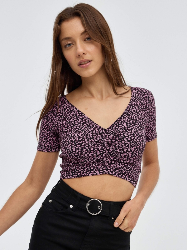 Crop top print allover black middle front view