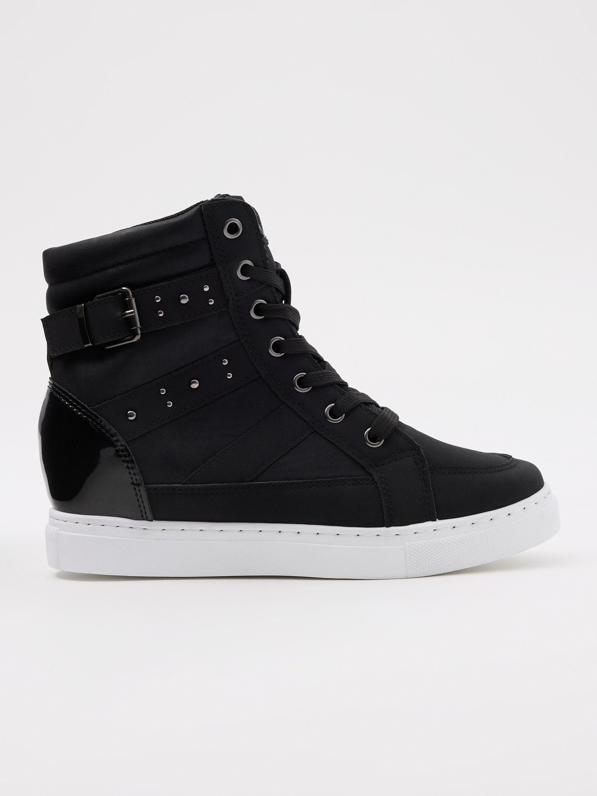 4 cm inner wedge sport bootie