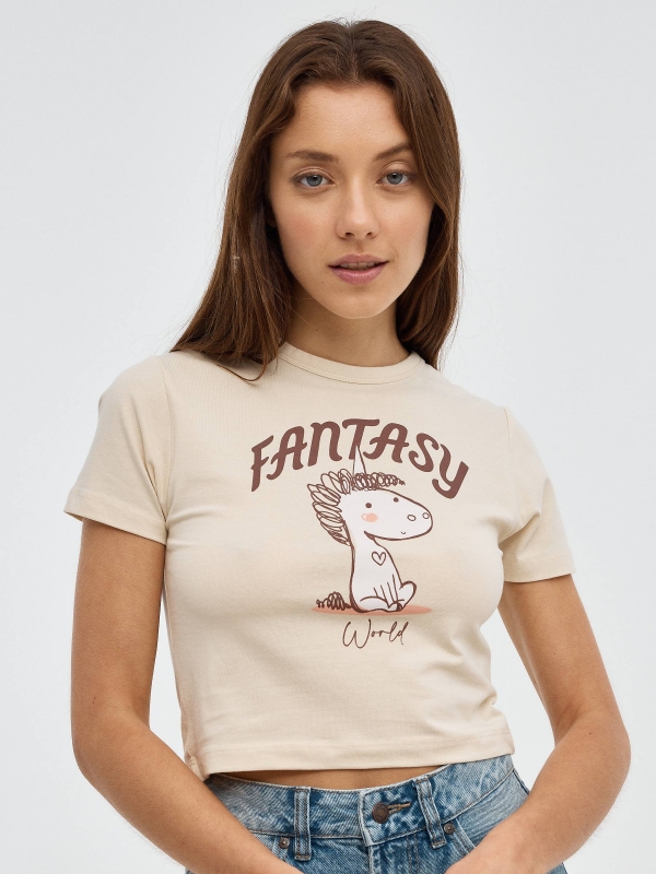 Camiseta crop Fantasy arena vista media frontal