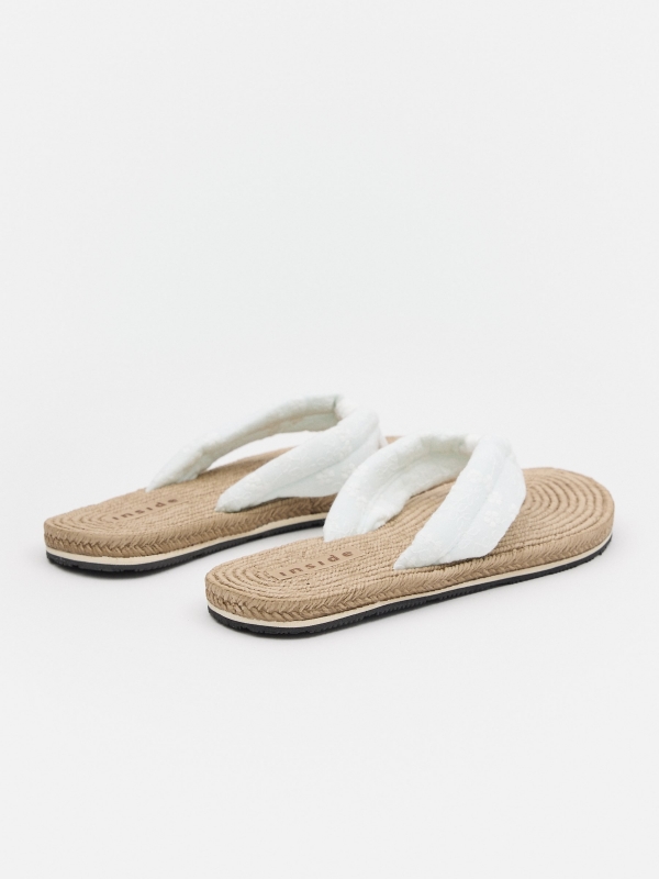 Embroidered thong sandal off white 45º back view