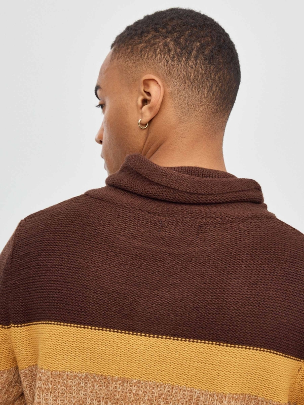 Striped sweater with collar chocolate detail view