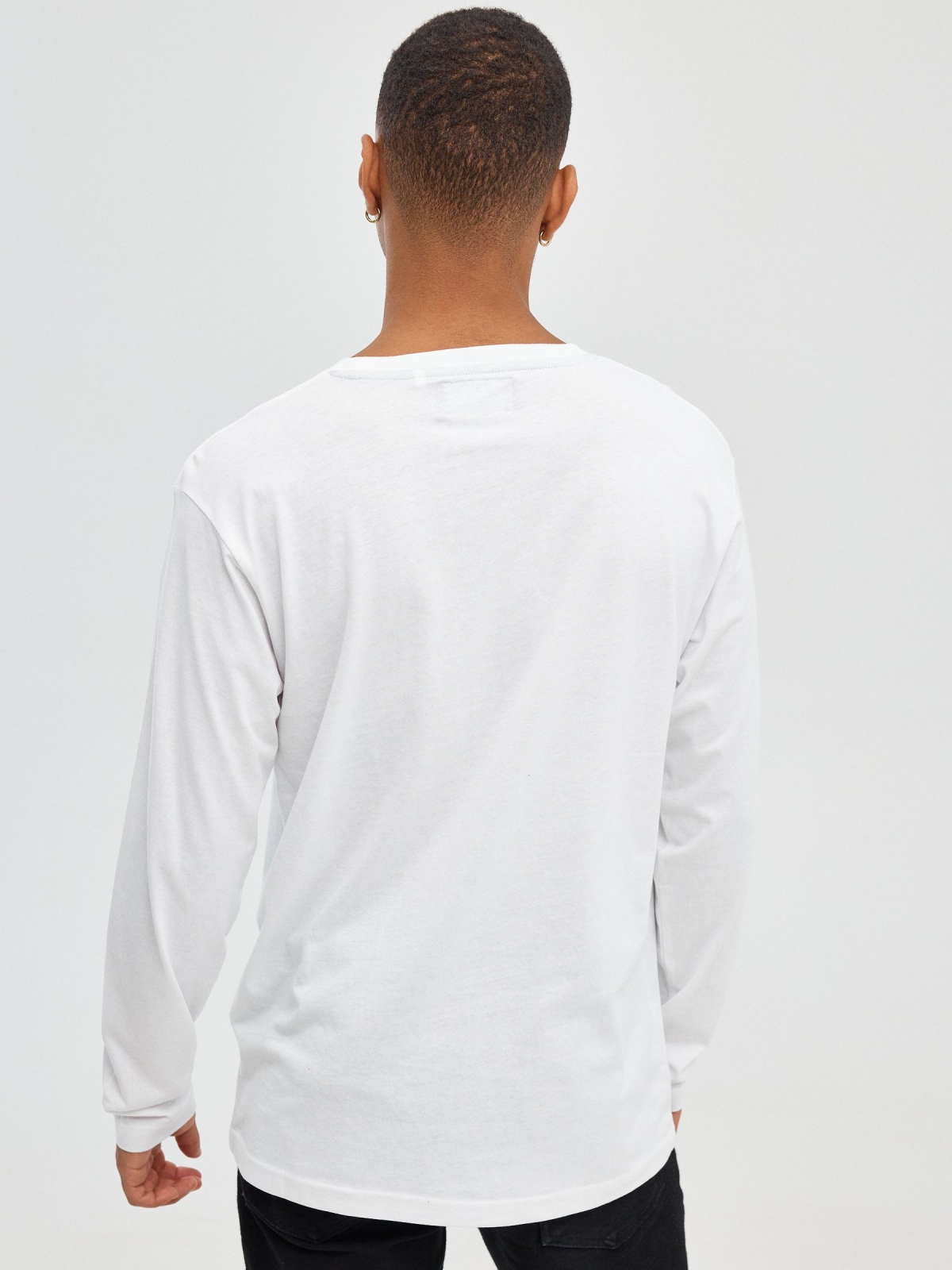 INSIDE regular T-shirt white middle back view