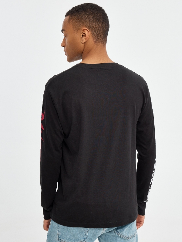 T-shirt com estampado Ska preto vista meia traseira