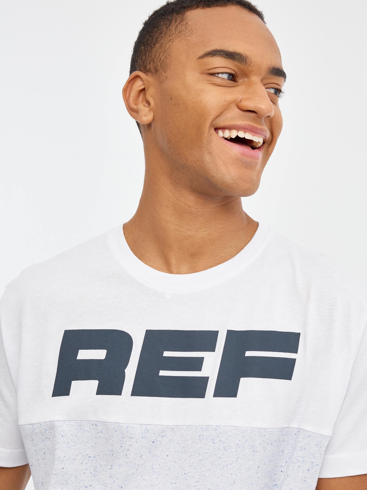 Camiseta REF LEX IVE azul vista detalle