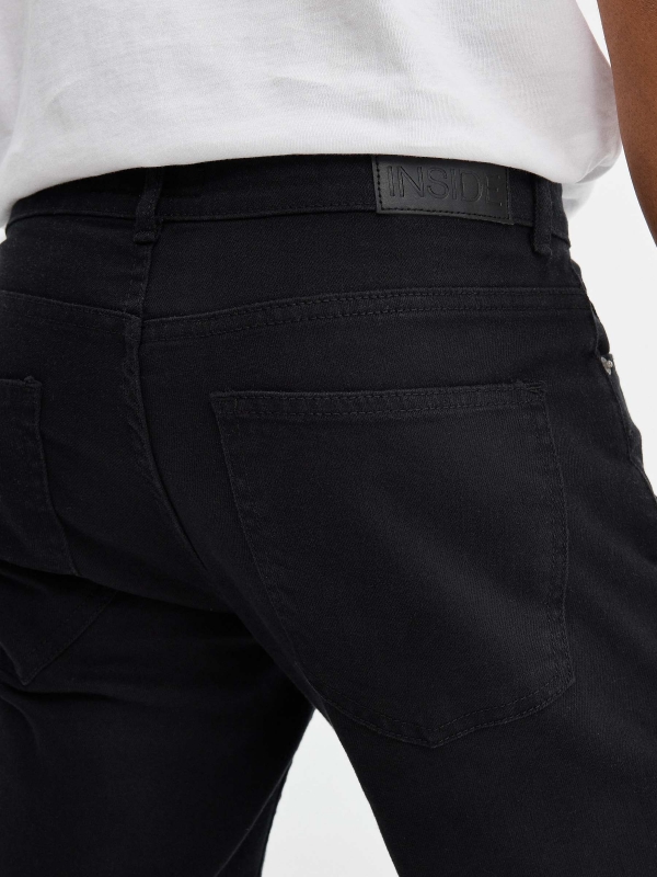 Basic colored jeans black detail view
