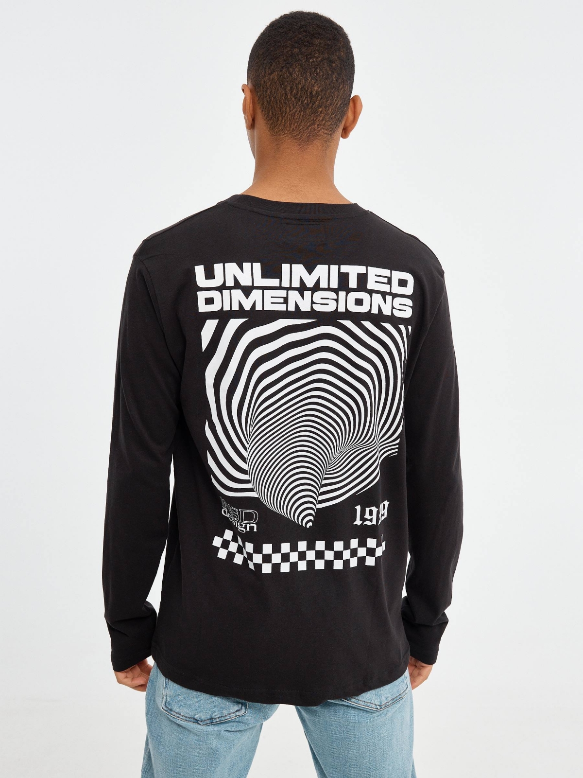 T-Shirt UNLIMITED preto vista meia traseira