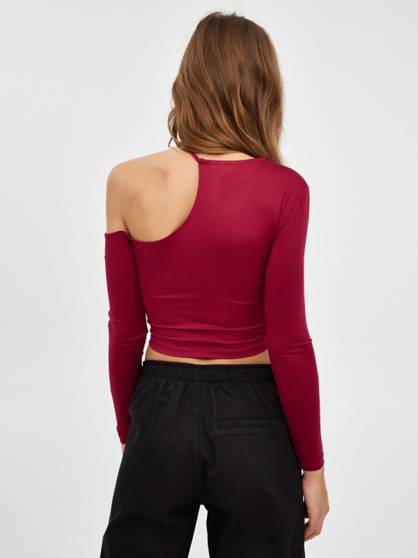 Crop cut out t-shirt garnet middle back view