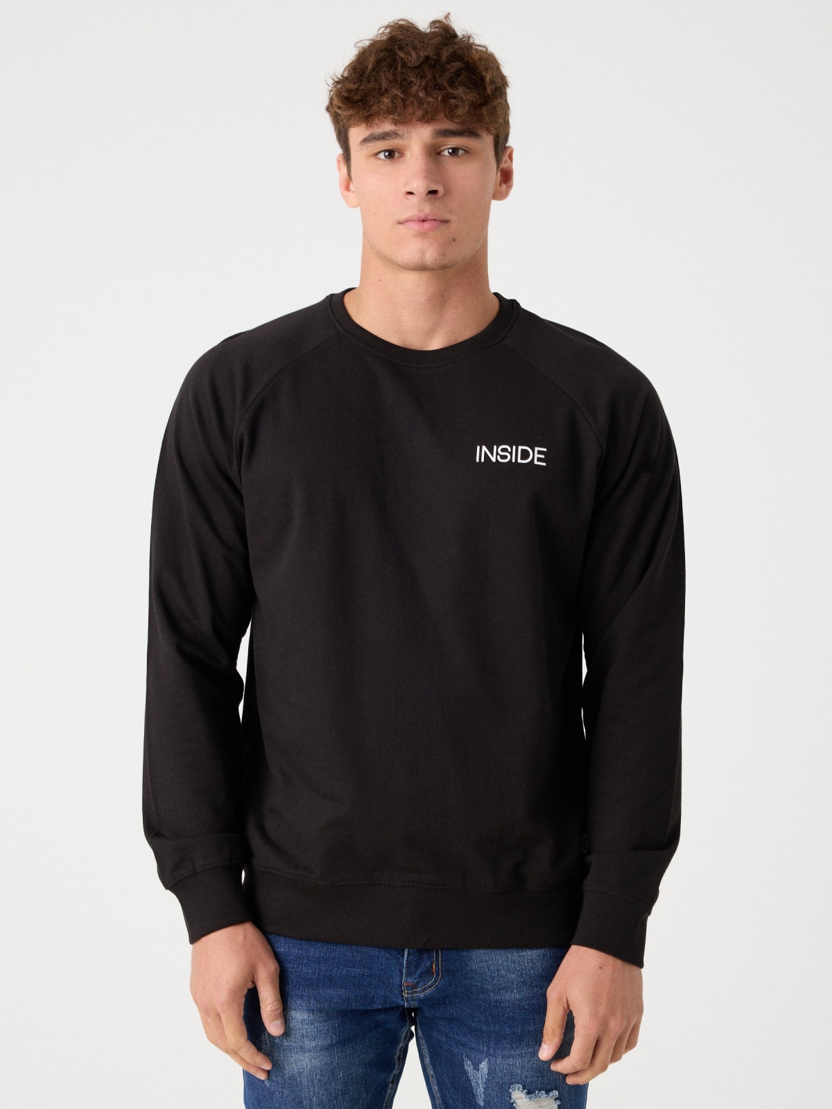 Basic sweatshirt with text black middle front view