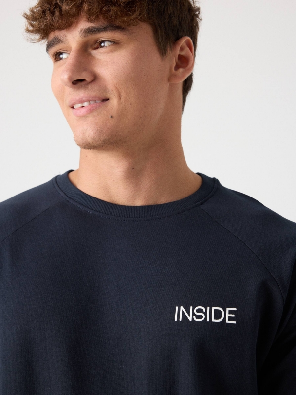 Basic sweatshirt with text blue detail view