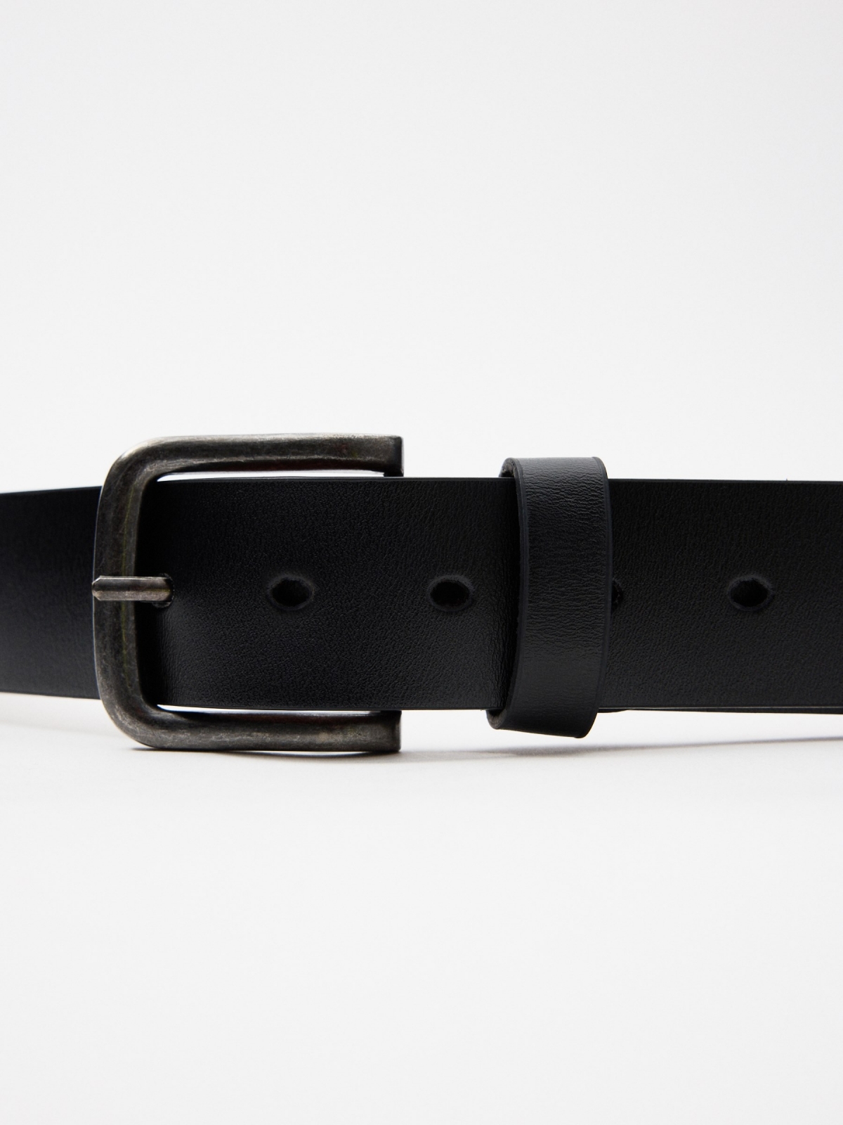 Thin black leatherette belt black detail view