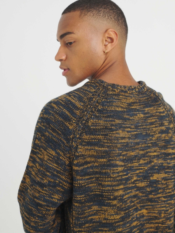 Marbled knitted sweater ochre detail view