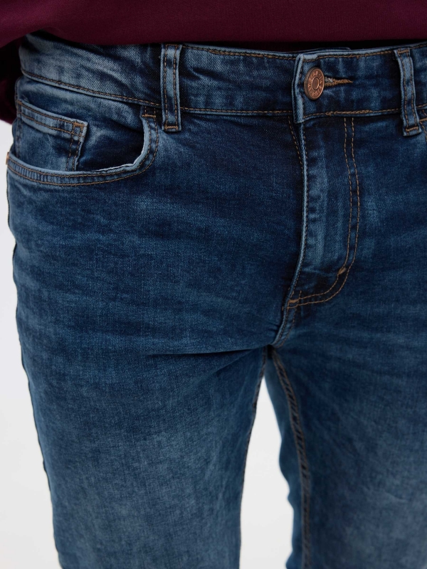 Dark skinny skinny jeans blue detail view