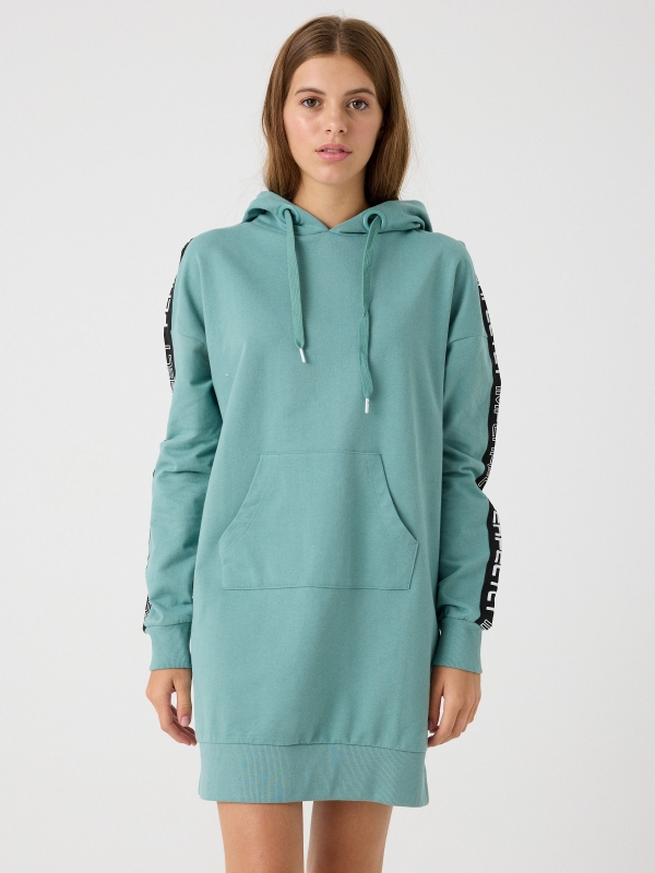 Long Fit Sweatshirt green middle front view