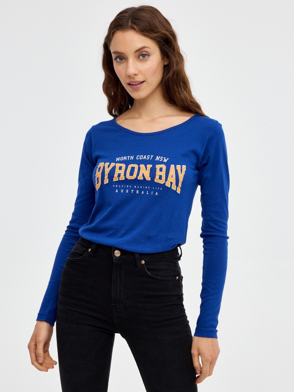 T-shirt Byron Bay azul escuro vista meia frontal
