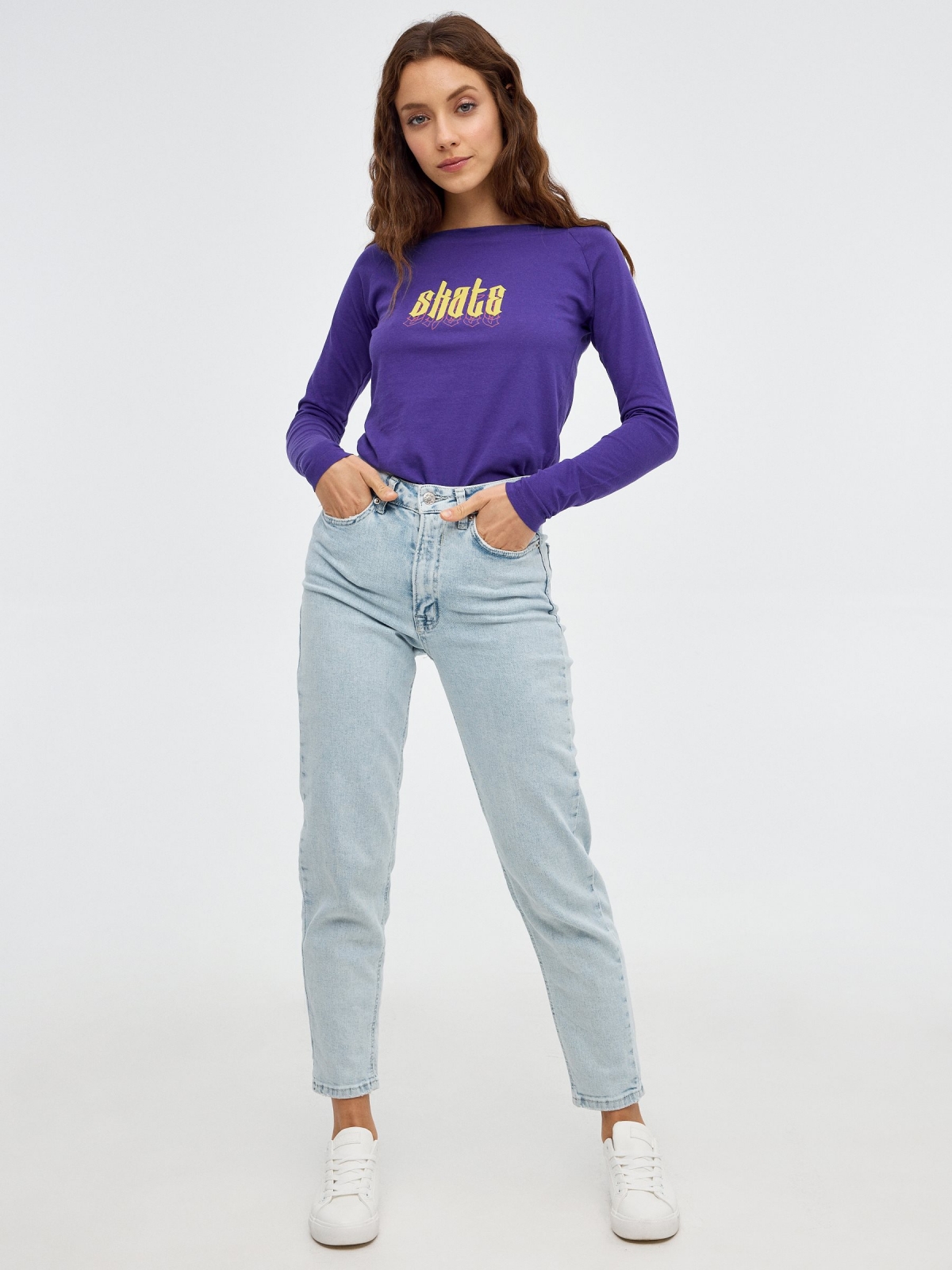 T-shirt de barco Skate violeta vista geral frontal