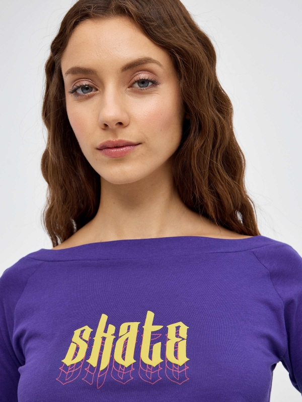 Camiseta barco Skate violeta vista detalle