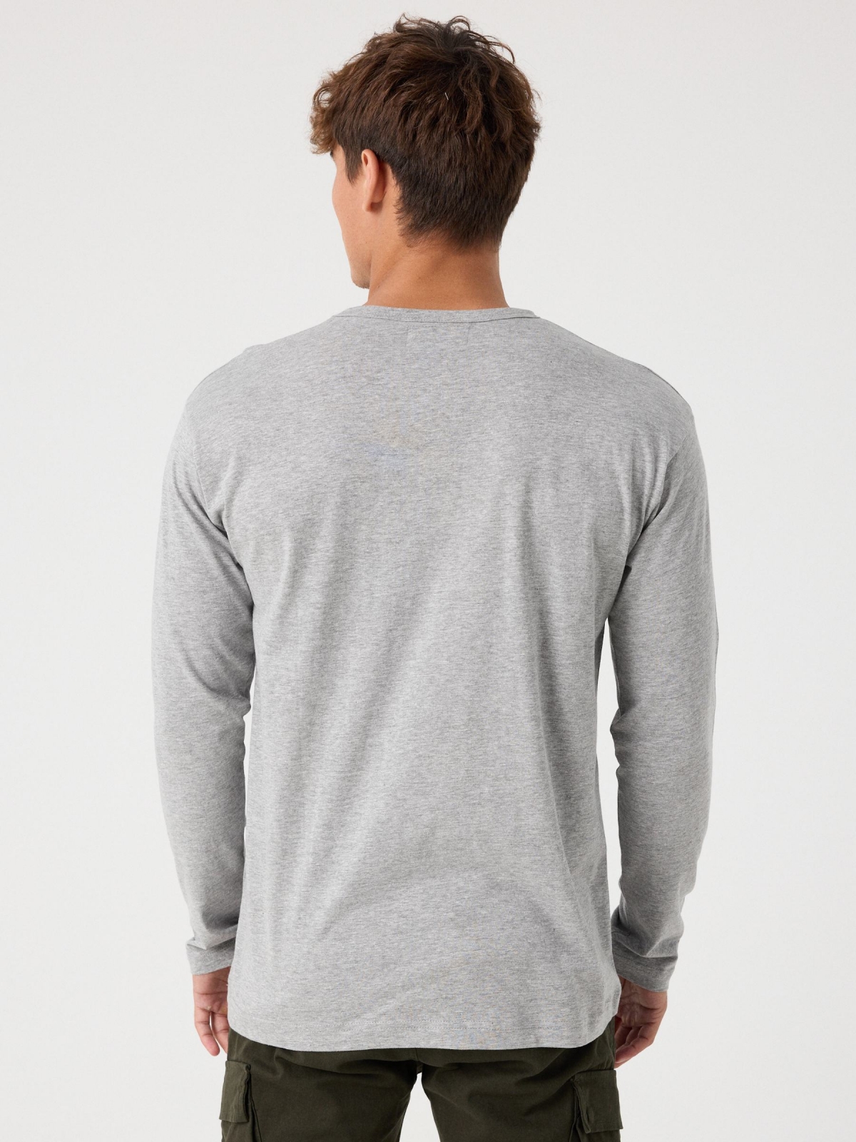T-shirt básica de manga comprida cinza melange vista meia traseira