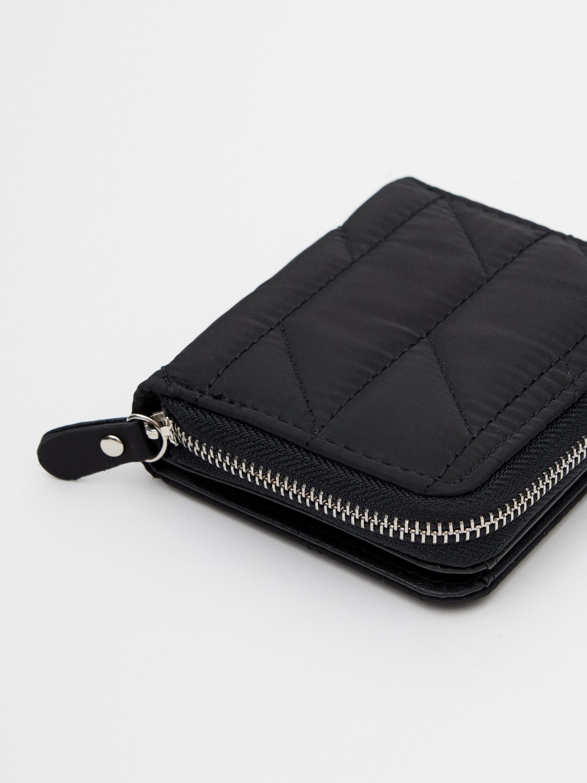 Nylon wallet for women black 45º side view