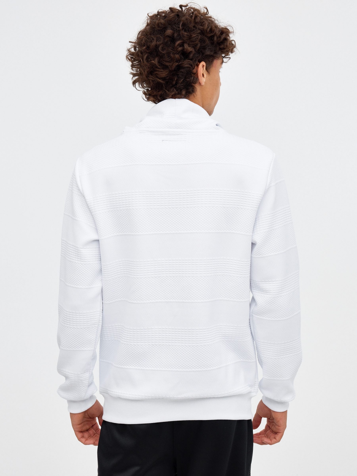 Sweatshirt de gola redonda texturada branco vista meia traseira