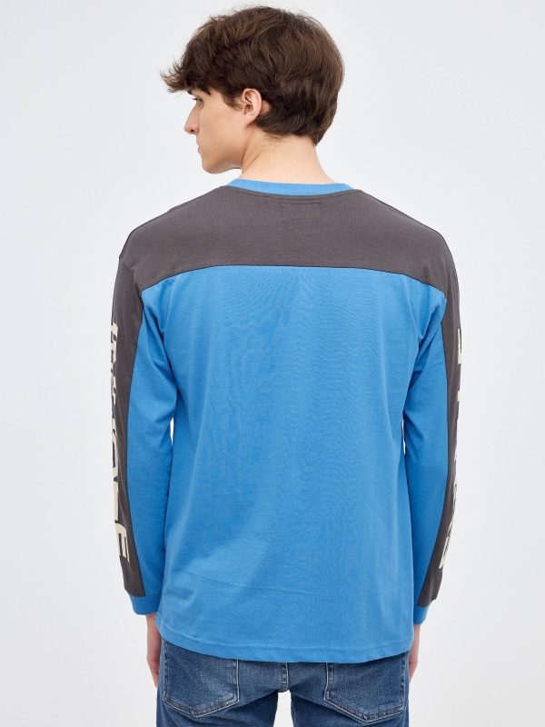 Exhale color block t-shirt blue middle back view