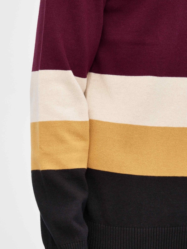 Color block knitted sweater burgundy detail view